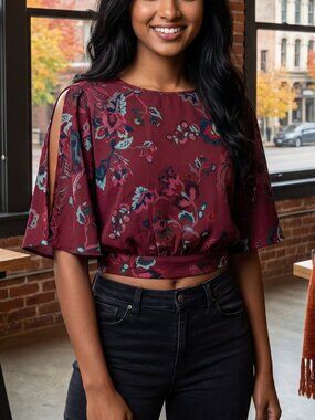 Terranova Maroon Floral Cold Shoulder Split Sleeve Tie Back Crop Top - S